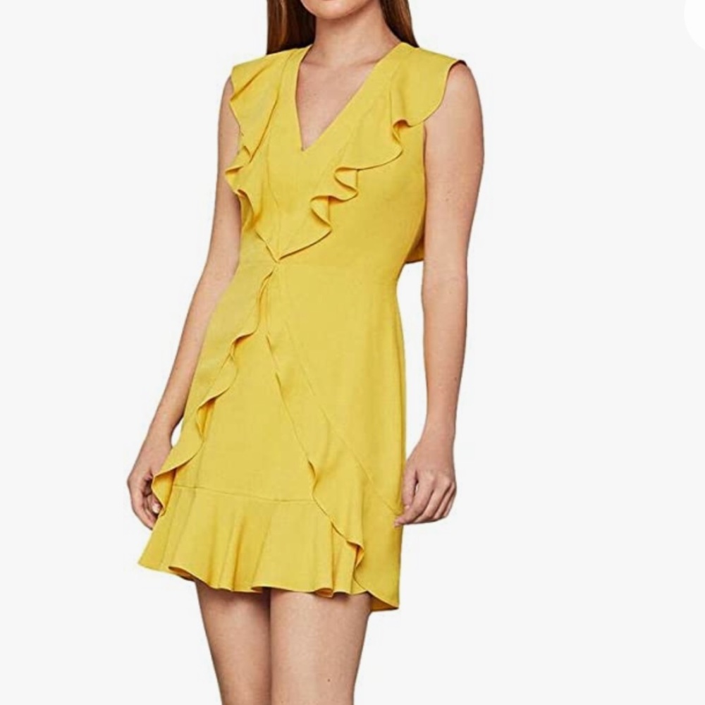 Fun yellow party dress!